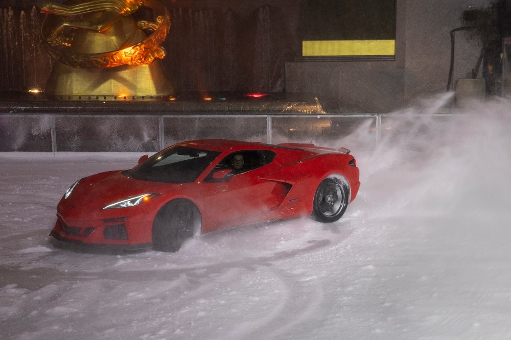 GM Engineer Reveals What Makes the Corvette E-Ray So Special - Even in the Snow